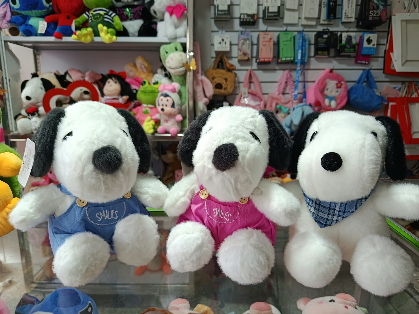PELUCHE SNOOPY VESTIDO 22cms